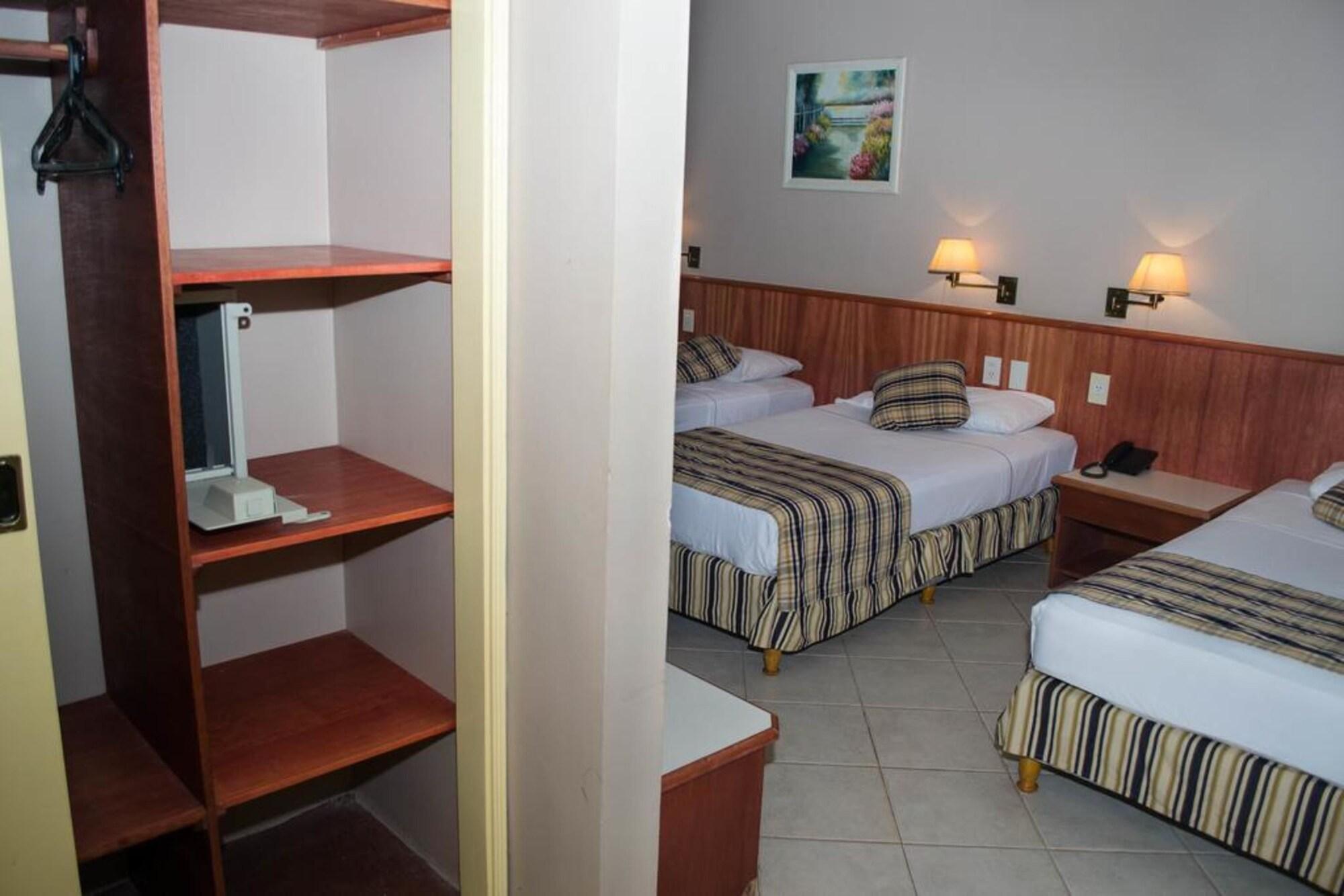 Marcopolo Suites Iguazu Пуерто-Іґуасу Екстер'єр фото