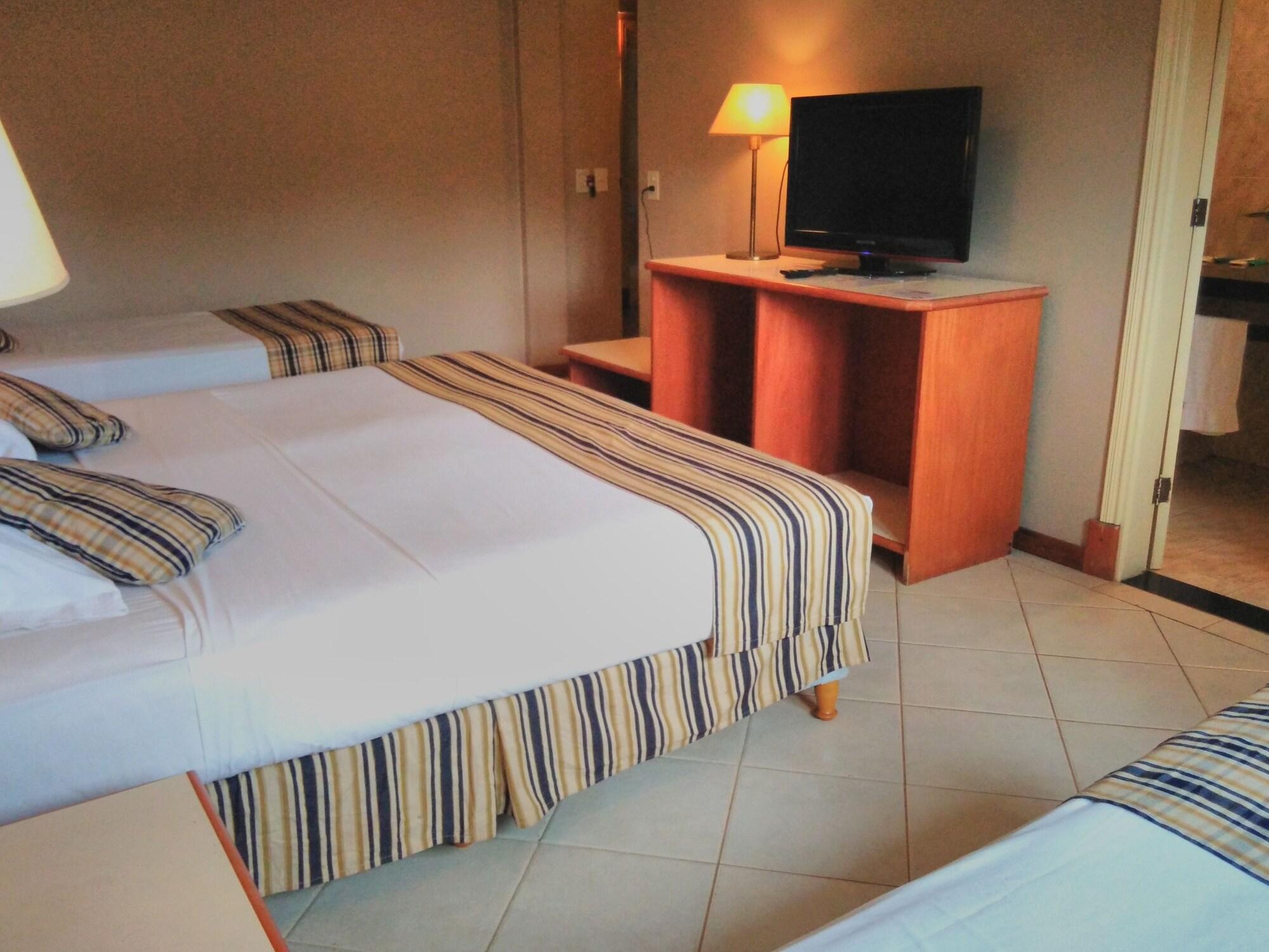 Marcopolo Suites Iguazu Пуерто-Іґуасу Екстер'єр фото