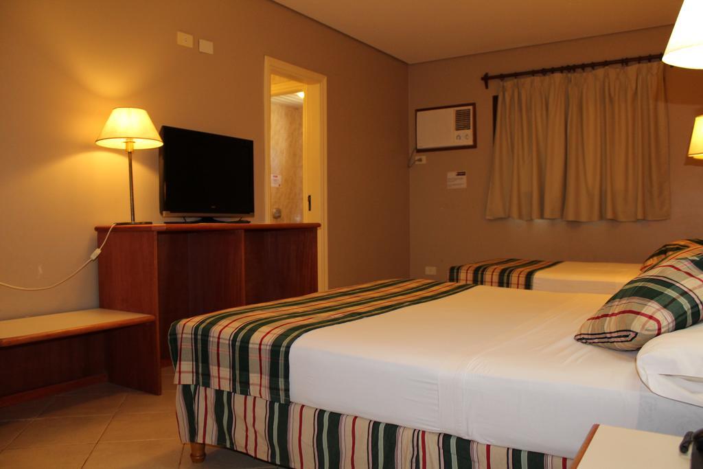 Marcopolo Suites Iguazu Пуерто-Іґуасу Екстер'єр фото