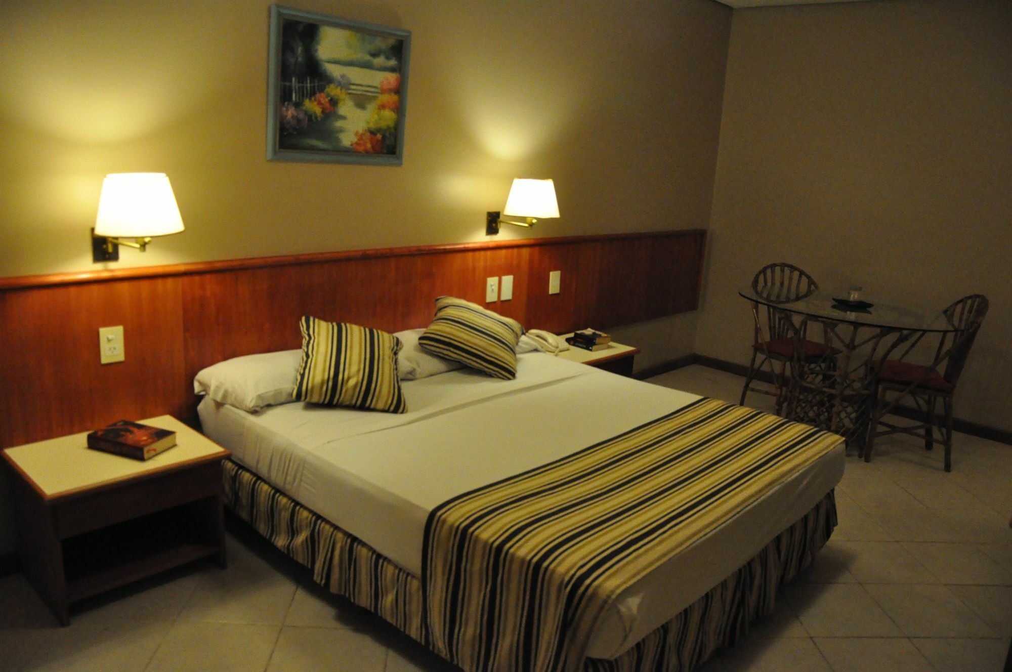 Marcopolo Suites Iguazu Пуерто-Іґуасу Екстер'єр фото